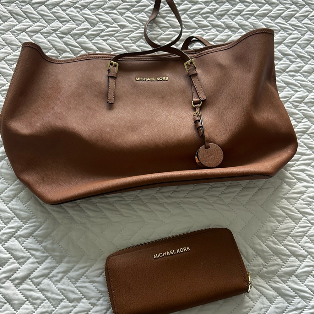 Michael Kors tote and wallet